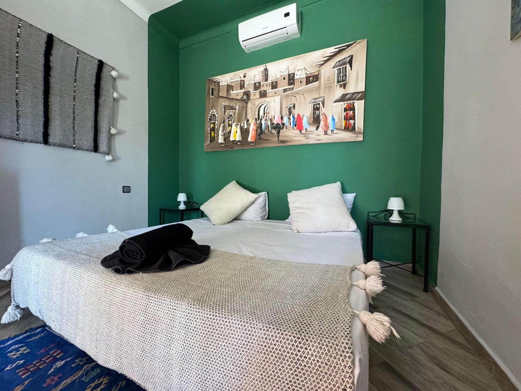 Hotel Jenny Lynn Tazrou Exterior foto